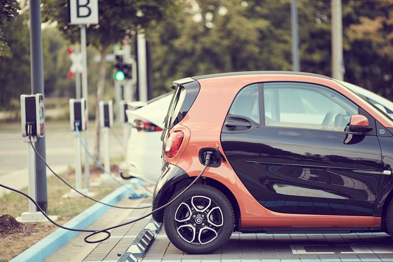 Kooperation mit GIZ fortgesetzt: FGH analysiert Einfluss der Elektromobilität auf griechisches Verteilnetz